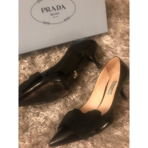 Prada black pump shoes, leather with a bow - Picture 2 of 4